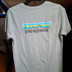 Patagonia (M) Women's Tshirt Like New